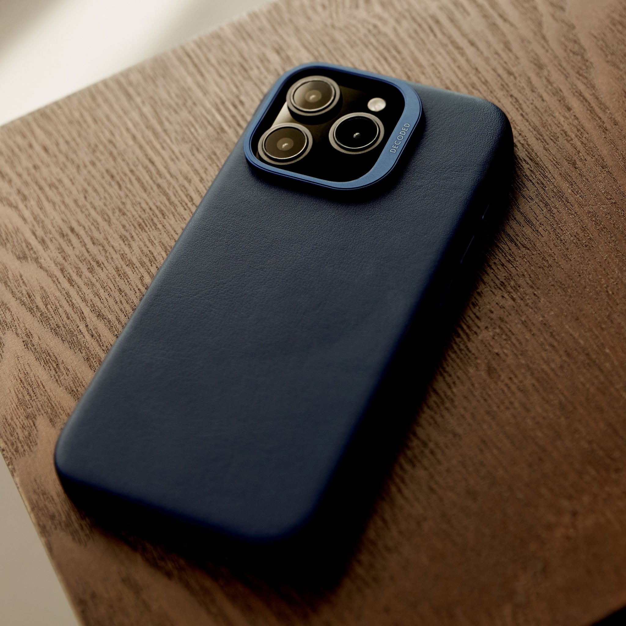 GODONLYKNOWS スマホケース　iPhone16pro Leather Case iPhone 16 Pro - Navy Blue - DECODED – Decoded