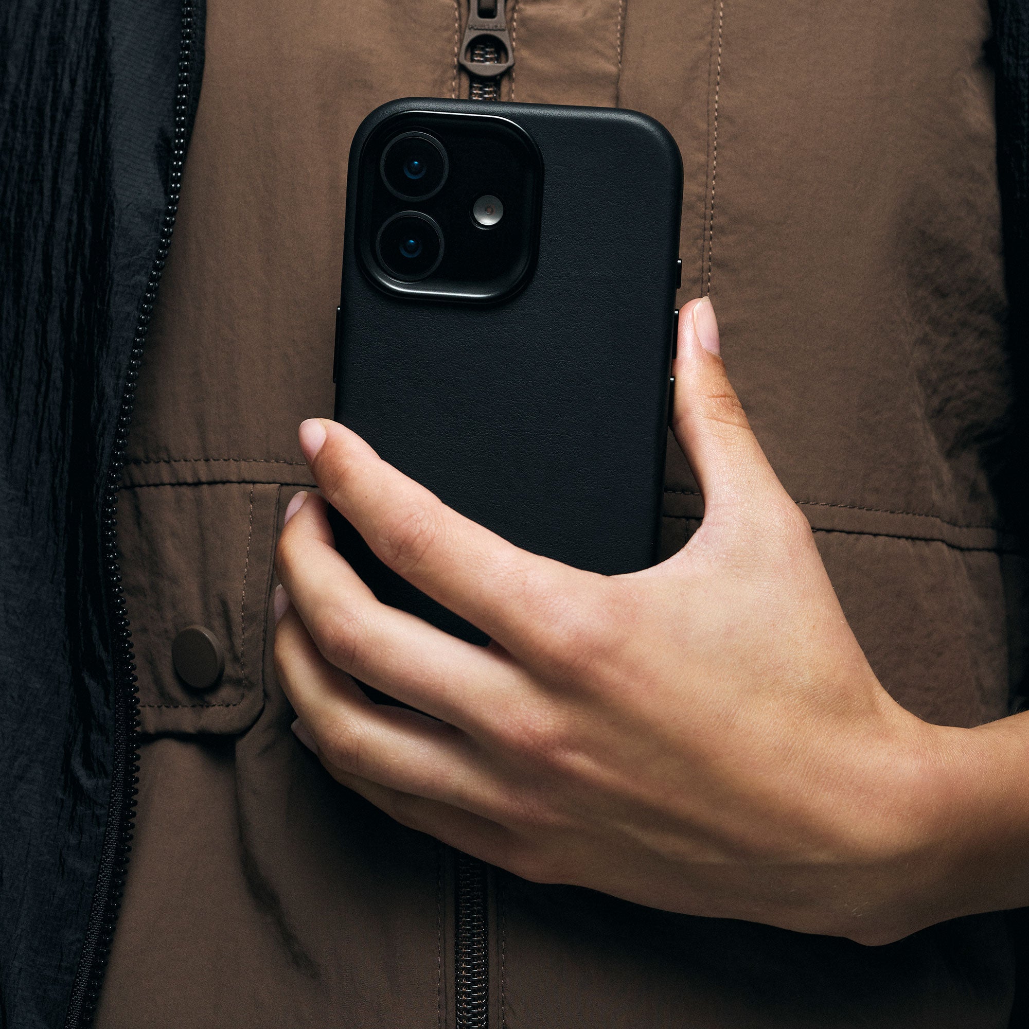 Leather Case iPhone 17 - Black Leather Case iPhone 17 - Black