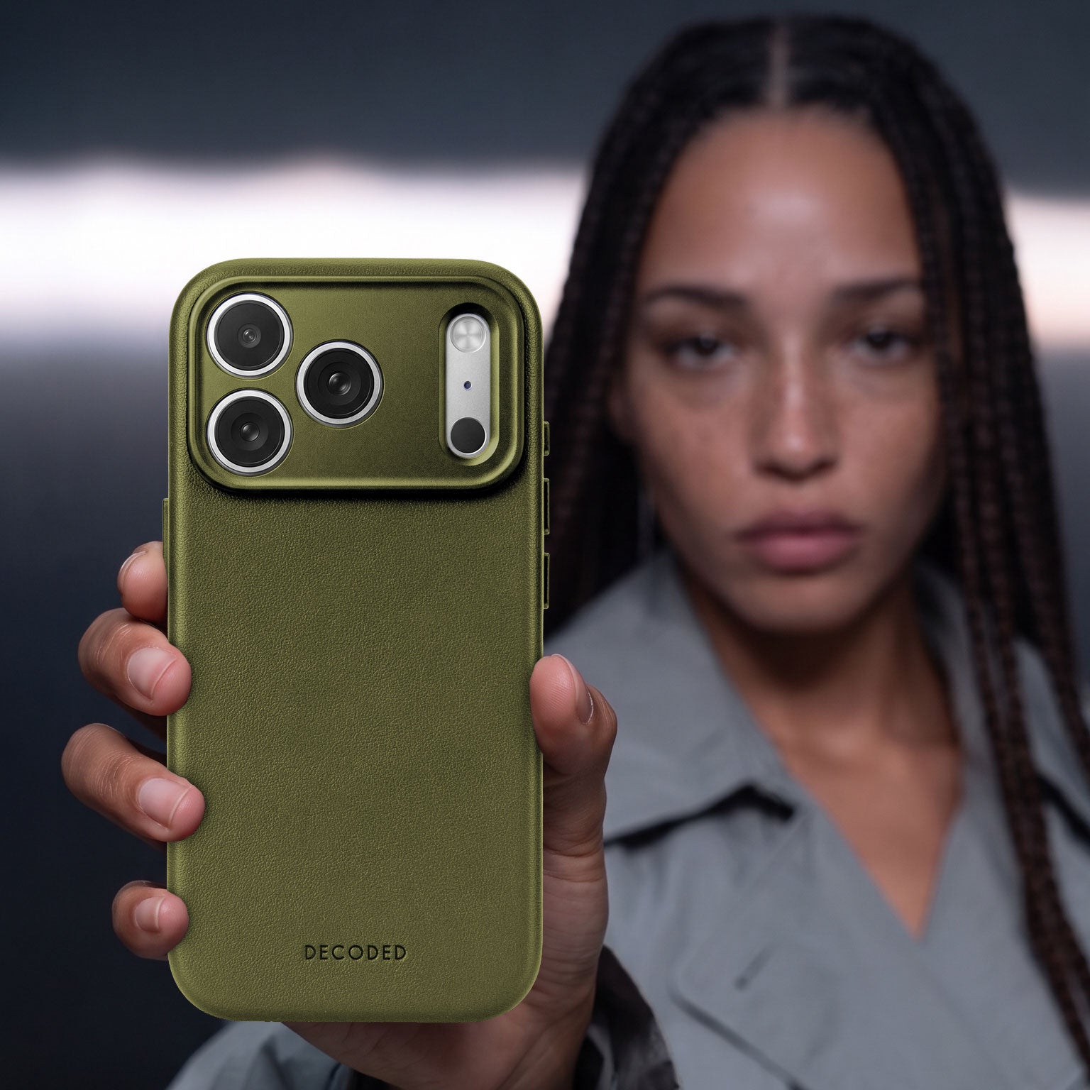 Leather Case iPhone 18 Pro | Moss Green | DECODED – Decoded