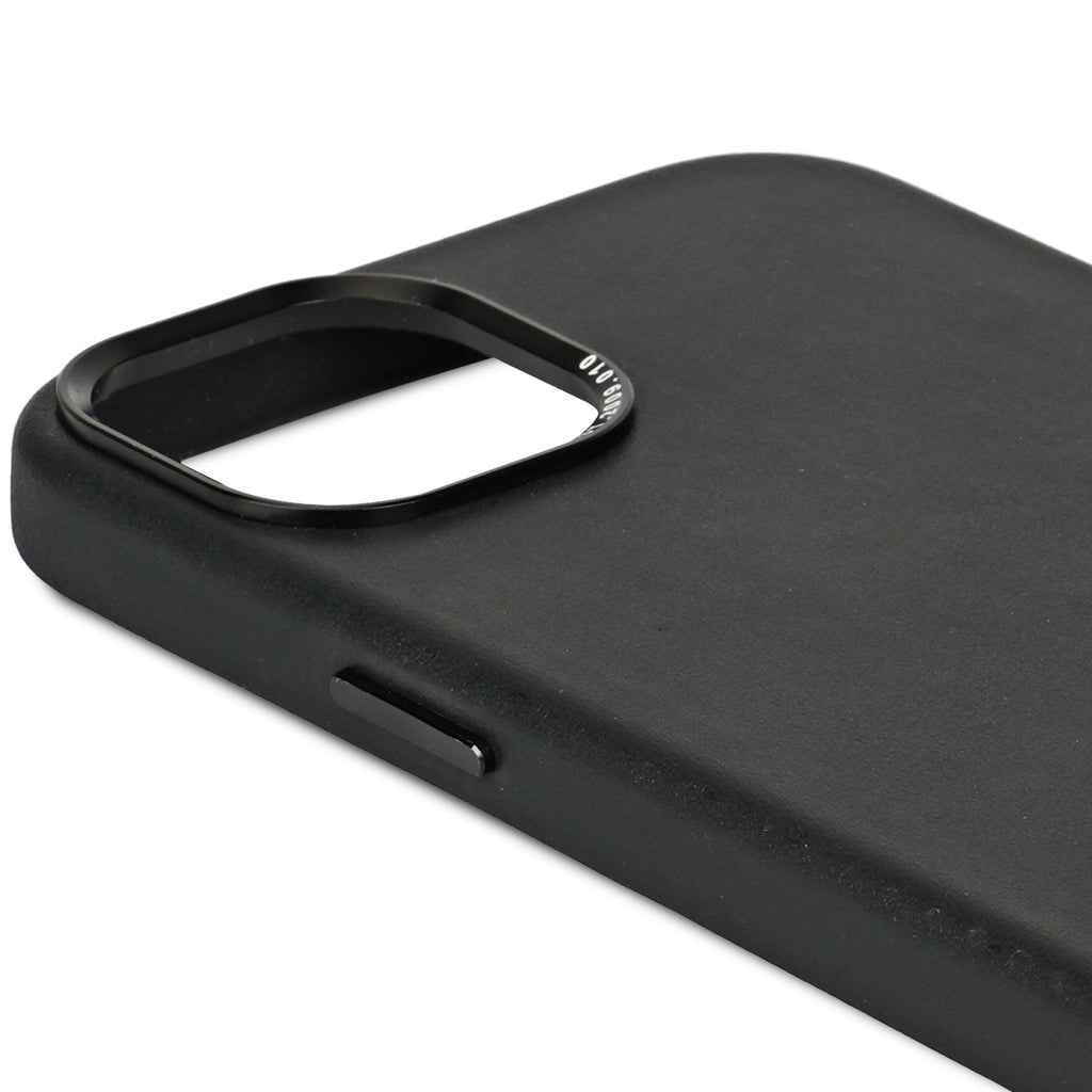 i15 Plus Leather Back Cover